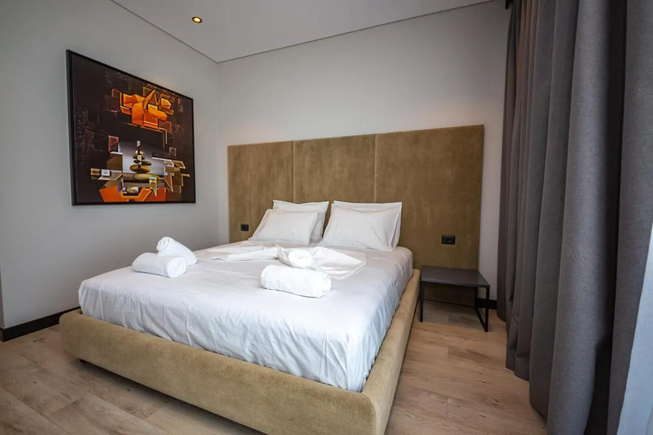 Apart-Hotel Lili2 Sarande 4*,