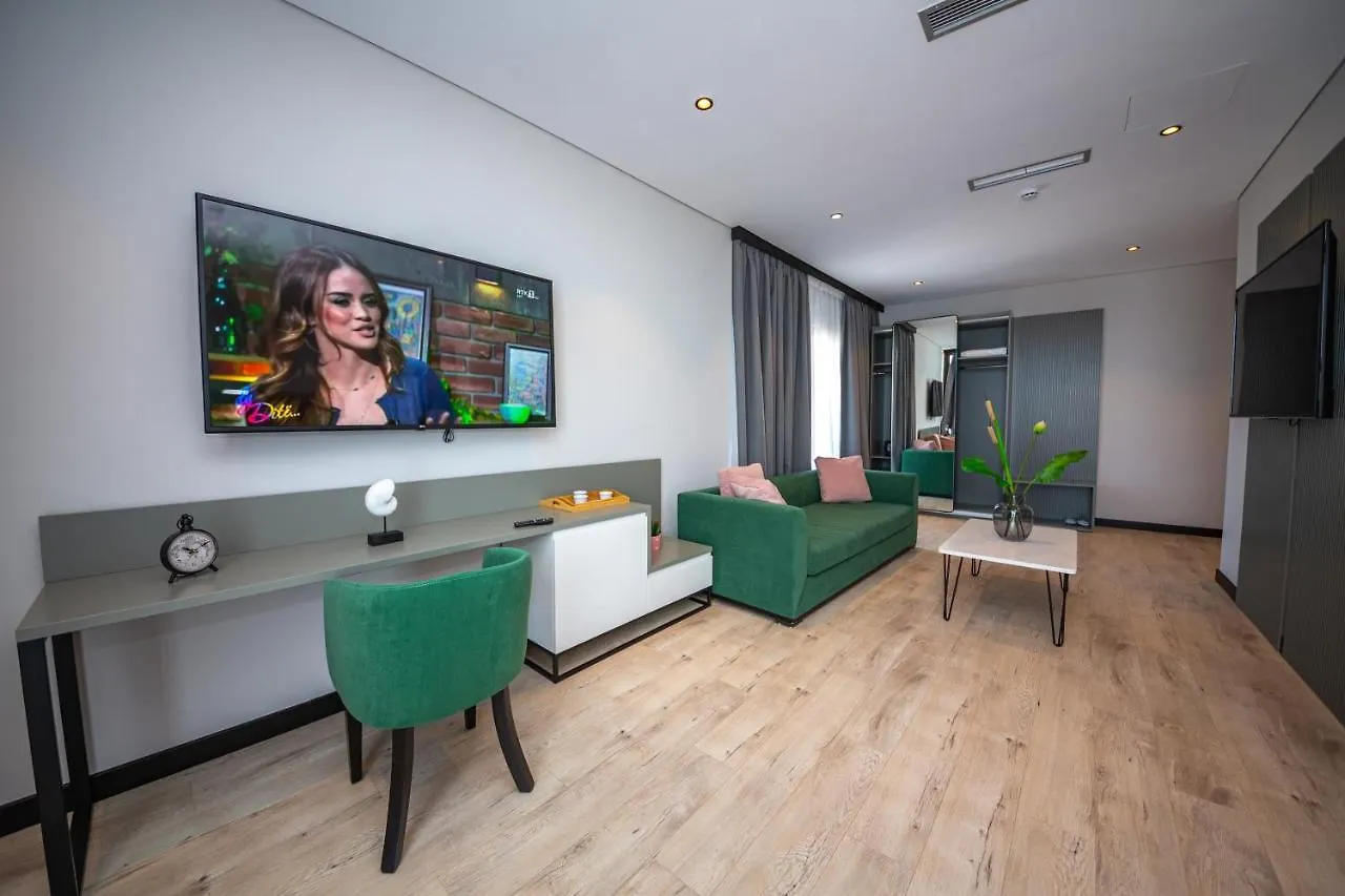 Apart-Hotel Lili2 Sarandë