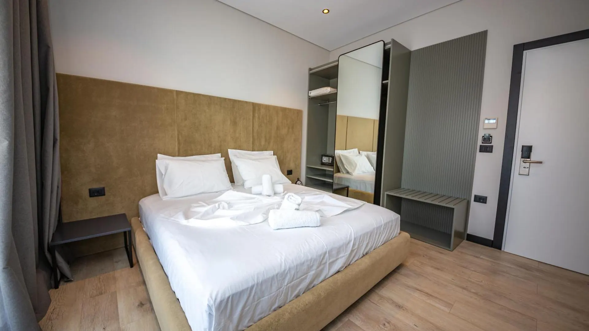 Apart-Hotel Lili2 Sarandë